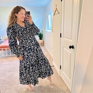 Anthropologie Moon River Navy Blue Smocked Cotton Floral Maxi Dress Small